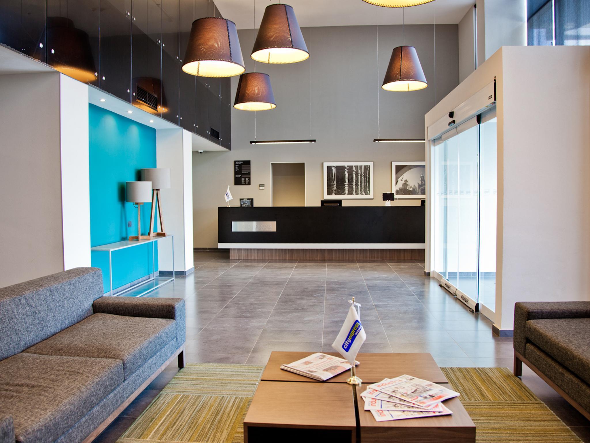 City Express By Marriott Salamanca Ngoại thất bức ảnh