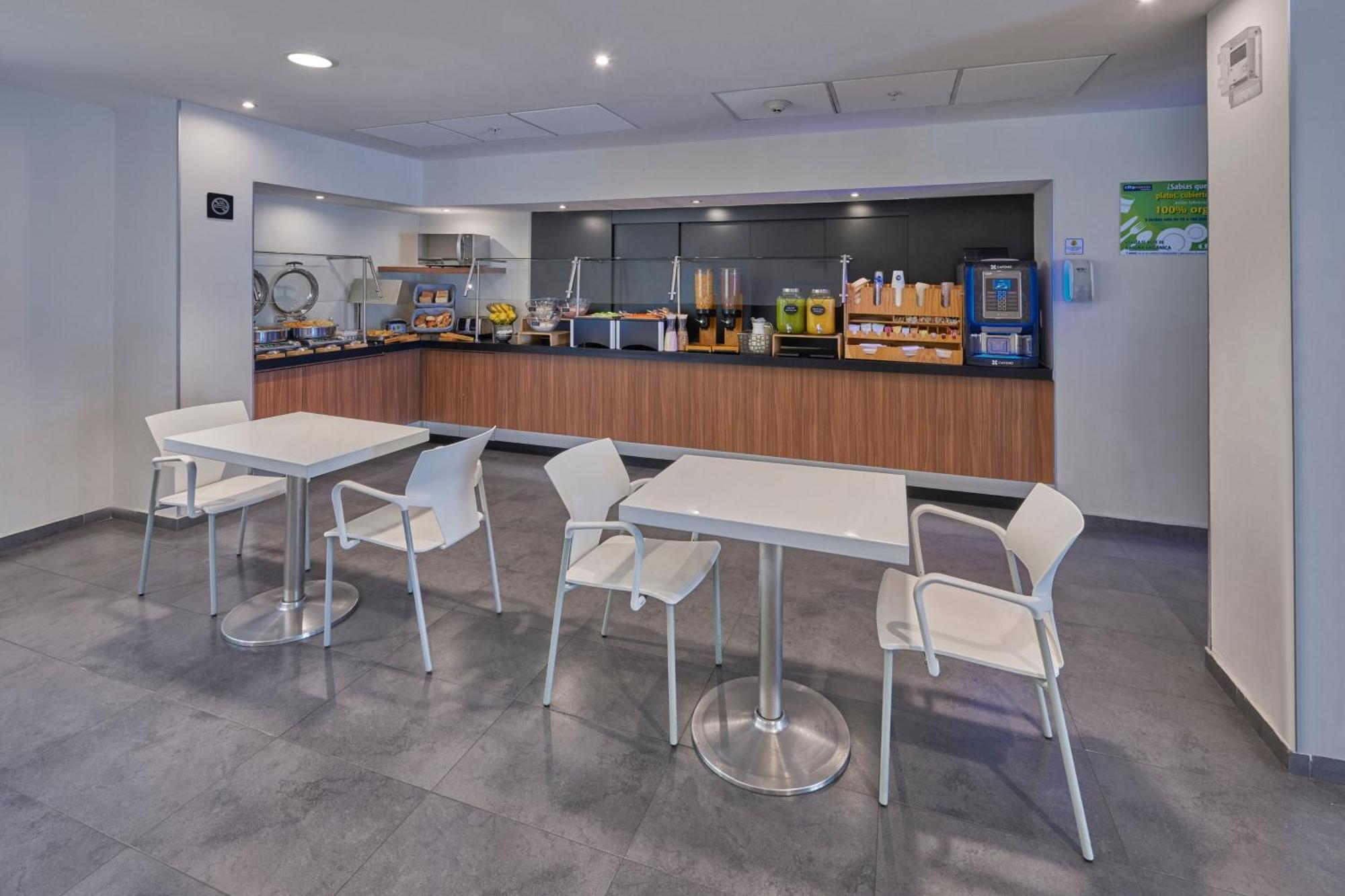 City Express By Marriott Salamanca Ngoại thất bức ảnh