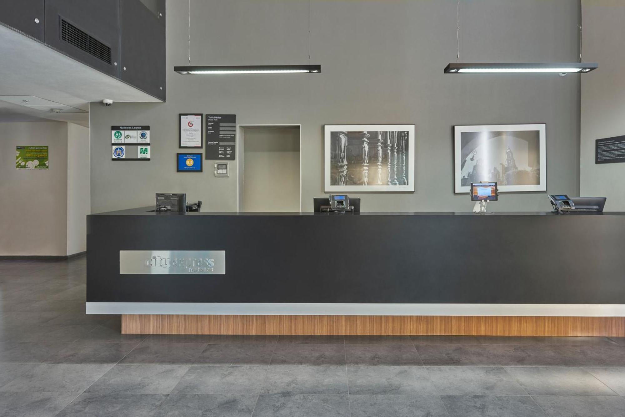 City Express By Marriott Salamanca Ngoại thất bức ảnh